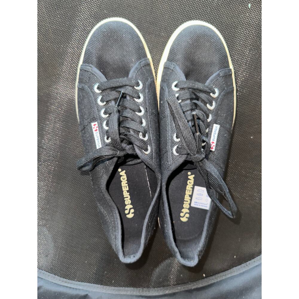 Black Superga Women's Size 10 Canvas Sneaker with platform, GUC
